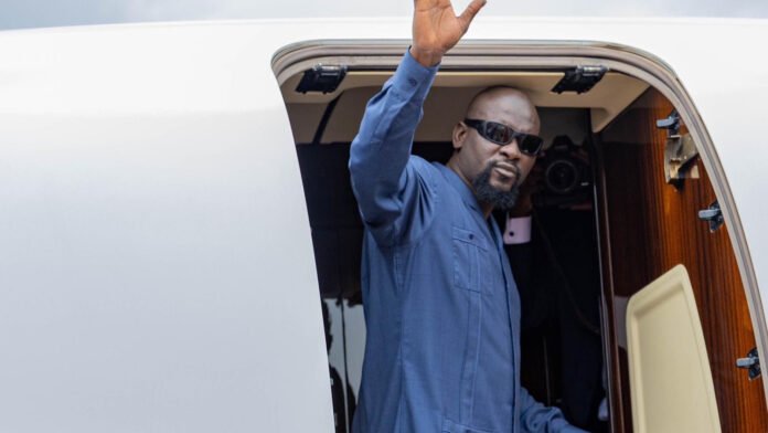 Mamadi Doumbouya en tournée diplomatique : Rwanda et Gabon à l'agenda