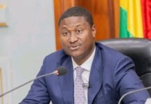 Guinée : Le ministre Namory Camara face au défi des délestages à Conakry