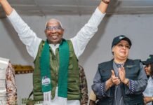 Guinée : Amadou Oury Bah reconduit au poste de Premier ministre