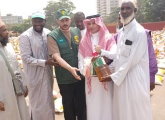 Aide humanitaire : L’Arabie Saoudite distribue des milliers de kits alimentaires en Guinée