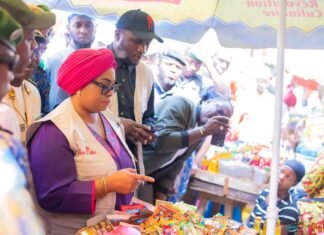 Kindia: la ministre Fatima Camara salue le respect des prix plafond sur le marché