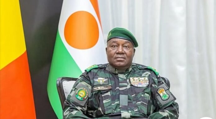 Le Niger suspend neuf médias français sous prétexte de mettre « en péril l’ordre public »