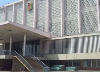 Guinée : quand l’entourage d’un chef menace son propre bilan
