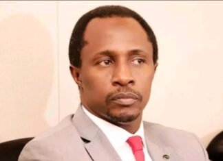 Guinée : la Présidence se dote d’un porte-parole adjoint à la veille du départ en congés du président Doumbouya