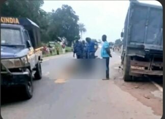 Kindia : collision mortelle entre une moto et un camion, un gendarme décède