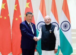 Xi et Modi mènent un échange de vues approfondi et conviennent que la Chine et l’Inde doivent être des partenaires